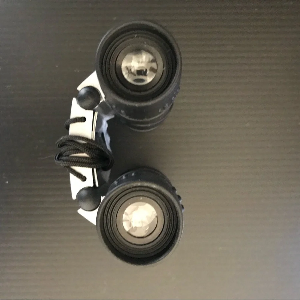 Binoculars, portable